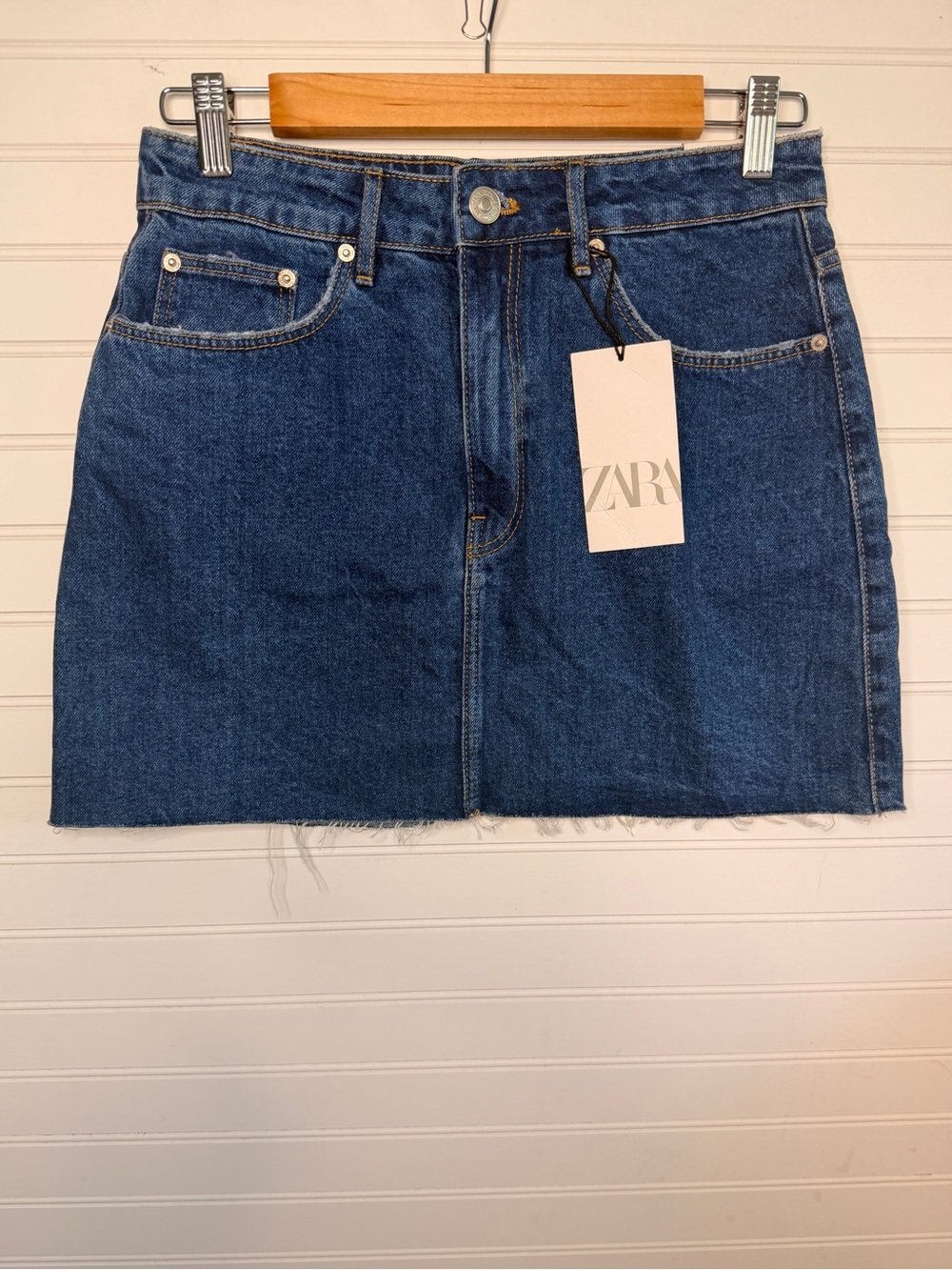 Zara NWT Raw Hem Denim Mini Skirt Size M